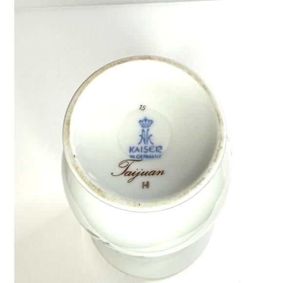 1970s A.K. Kaiser Taijuan Pattern Porcelain Vase W. Germany Floral - Picture 5 of 5